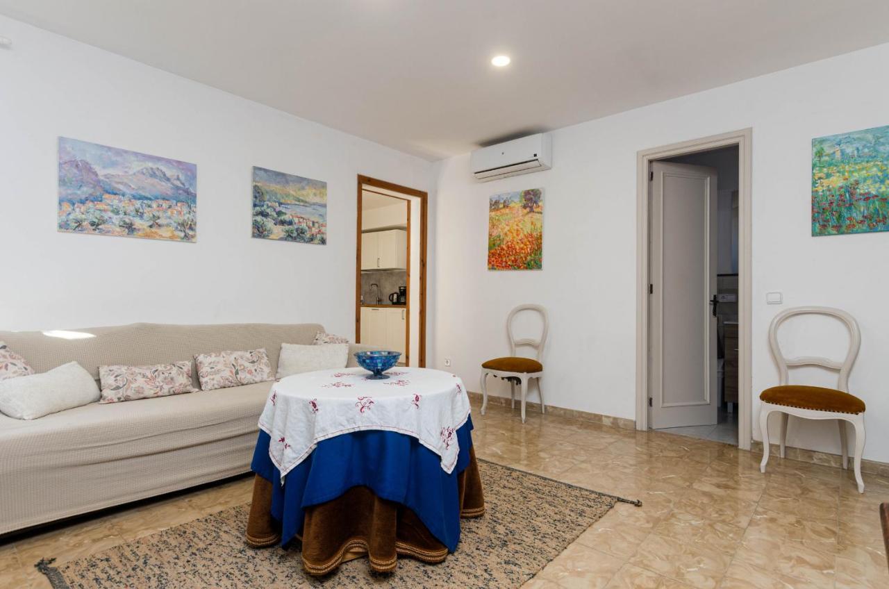 Yourhouse Ca Na Mosseta *